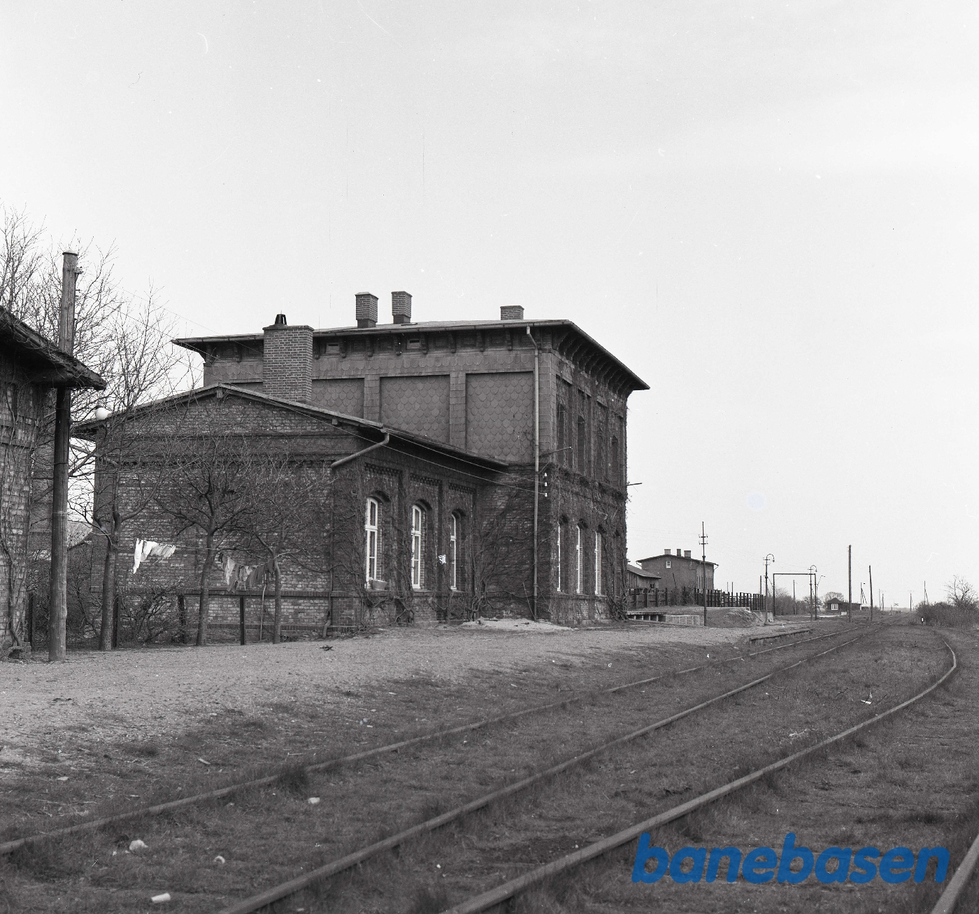 Højer station set fra jernbanen Højer station set fra jernbanen