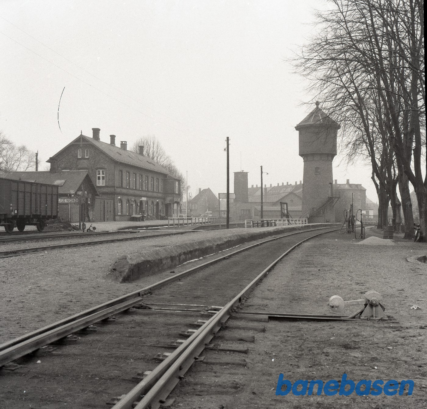 Vejle Nordbanegaard set fra Jernbanen Vejle Nordbanegaard set fra Jernbanen