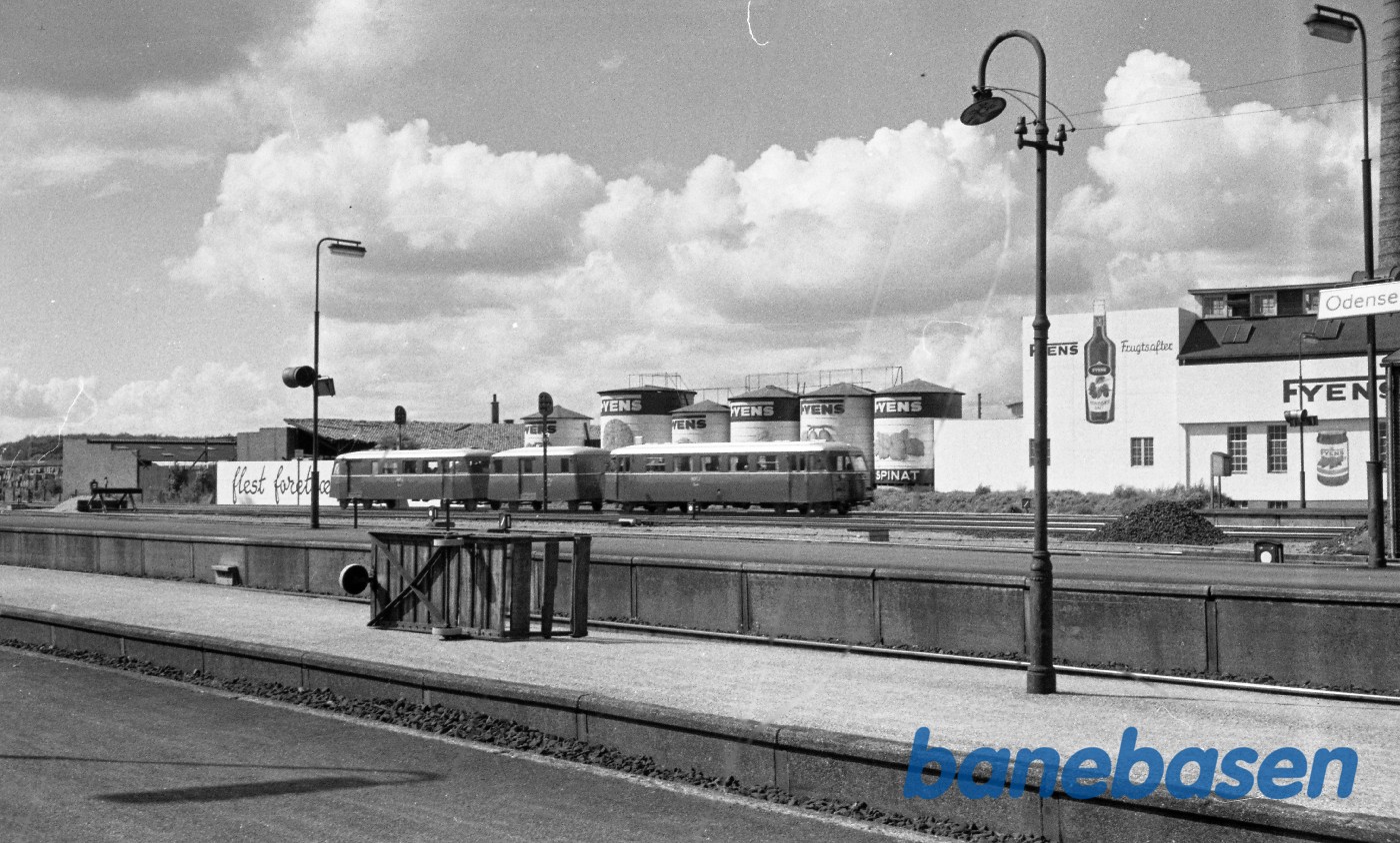 SM-SB-SP under indkørsel fra Bogense SM-SB-SP under indkørsel fra Bogense