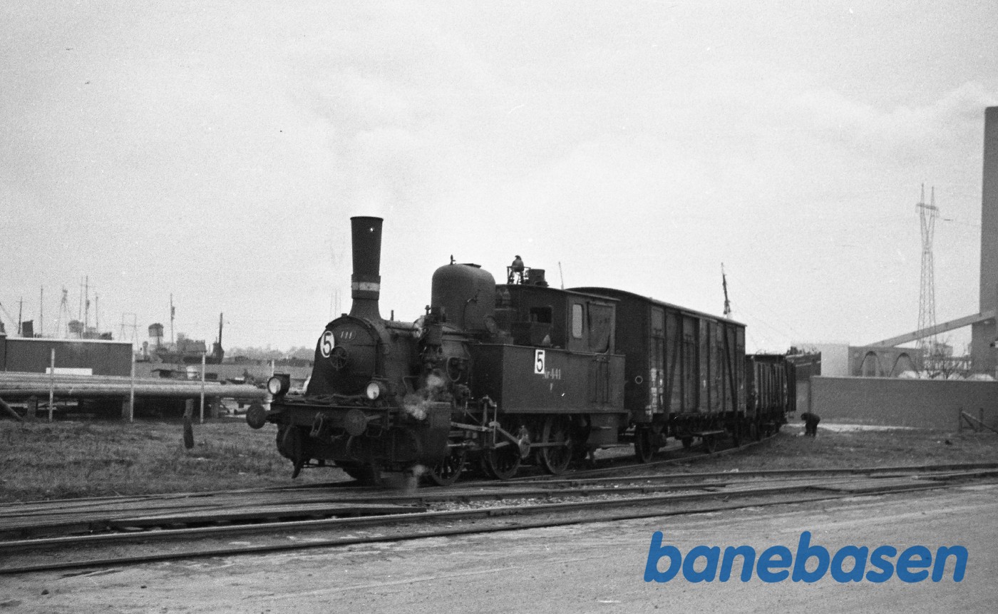 F 441 med rangertræk F 441 med rangertræk