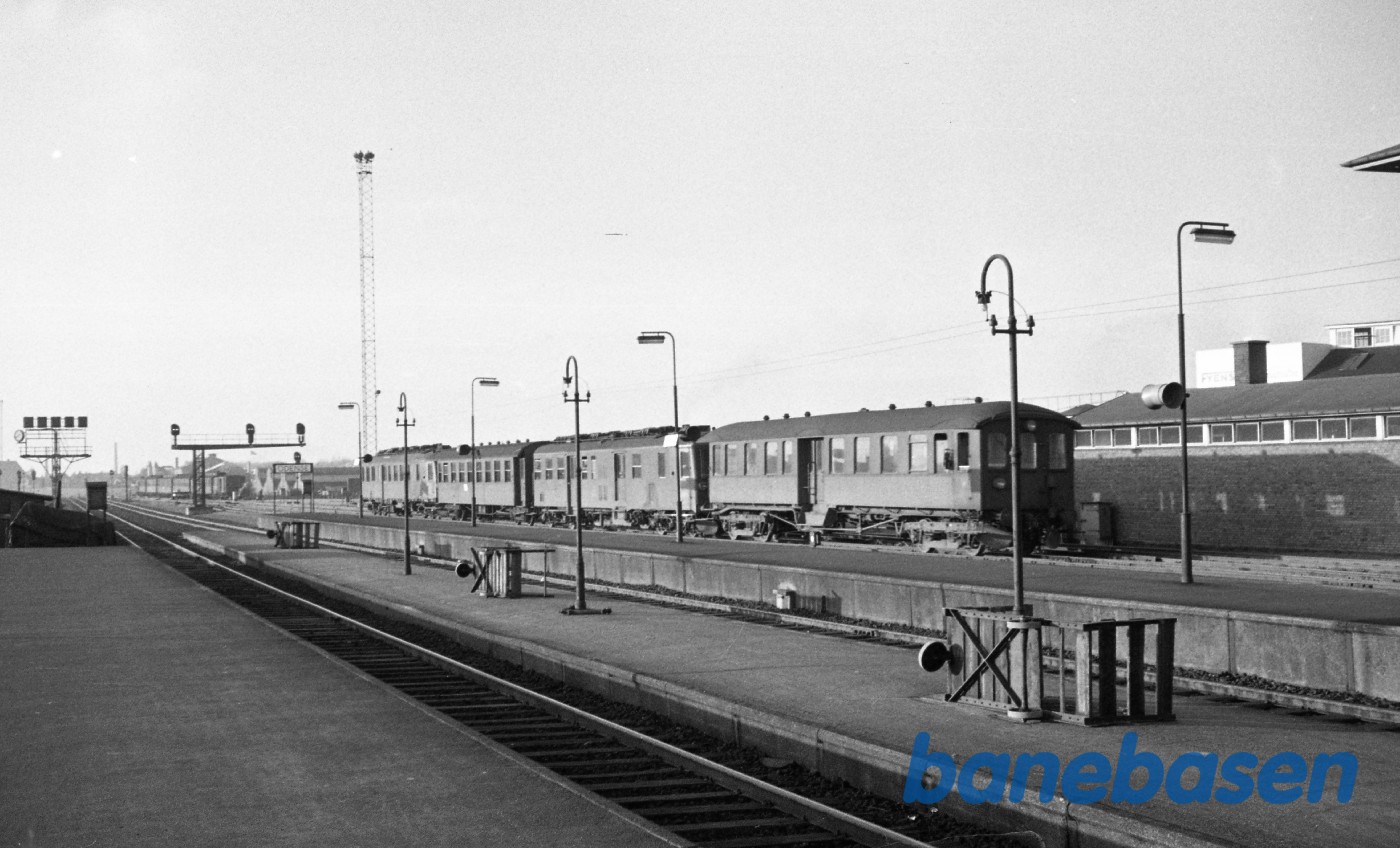 MP-CP-MO-CRS som persontog til Assens MP-CP-MO-CRS som persontog til Assens