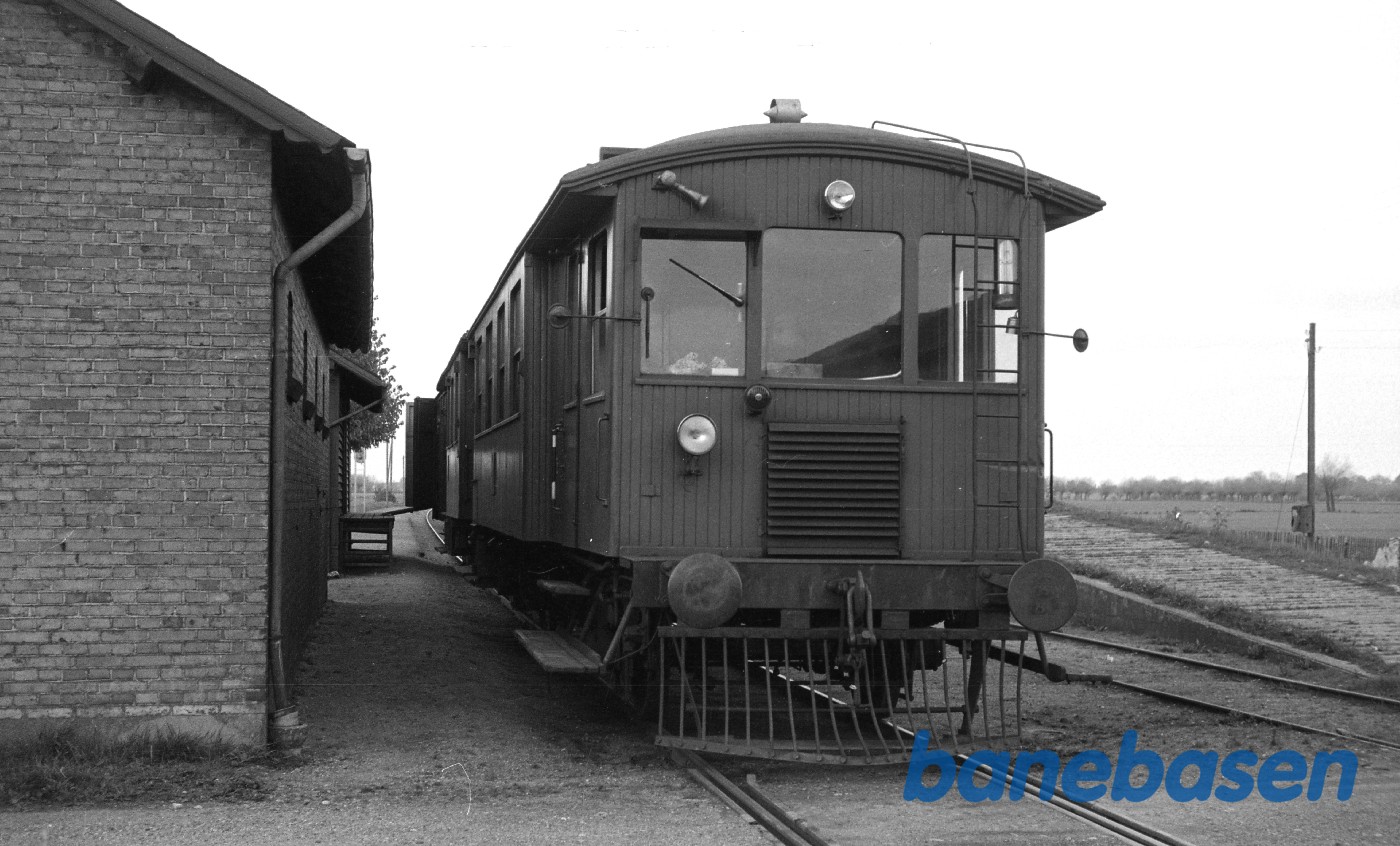 NFJ MG 7 + DE 34 + OMB QB 525 med blandettog til Odense NFJ MG 7 + DE 34 + OMB QB 525 med blandettog til Odense