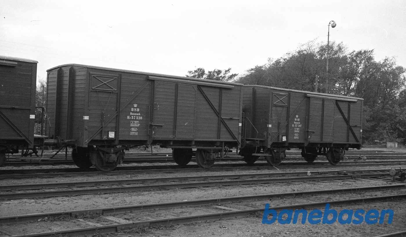 HJ 37330 + HJ 37507 HJ 37330 + HJ 37507