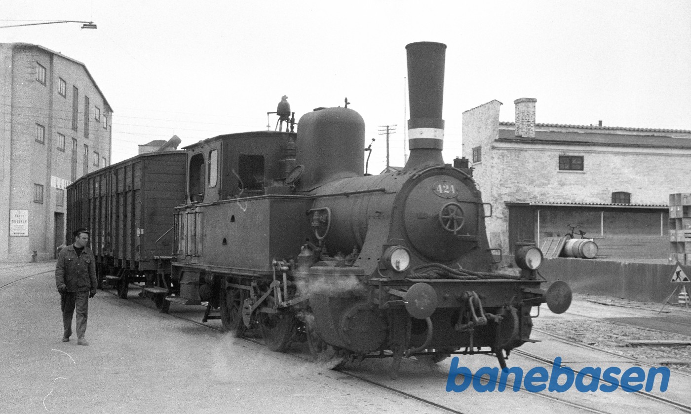 F 424 med rangertræk F 424 med rangertræk