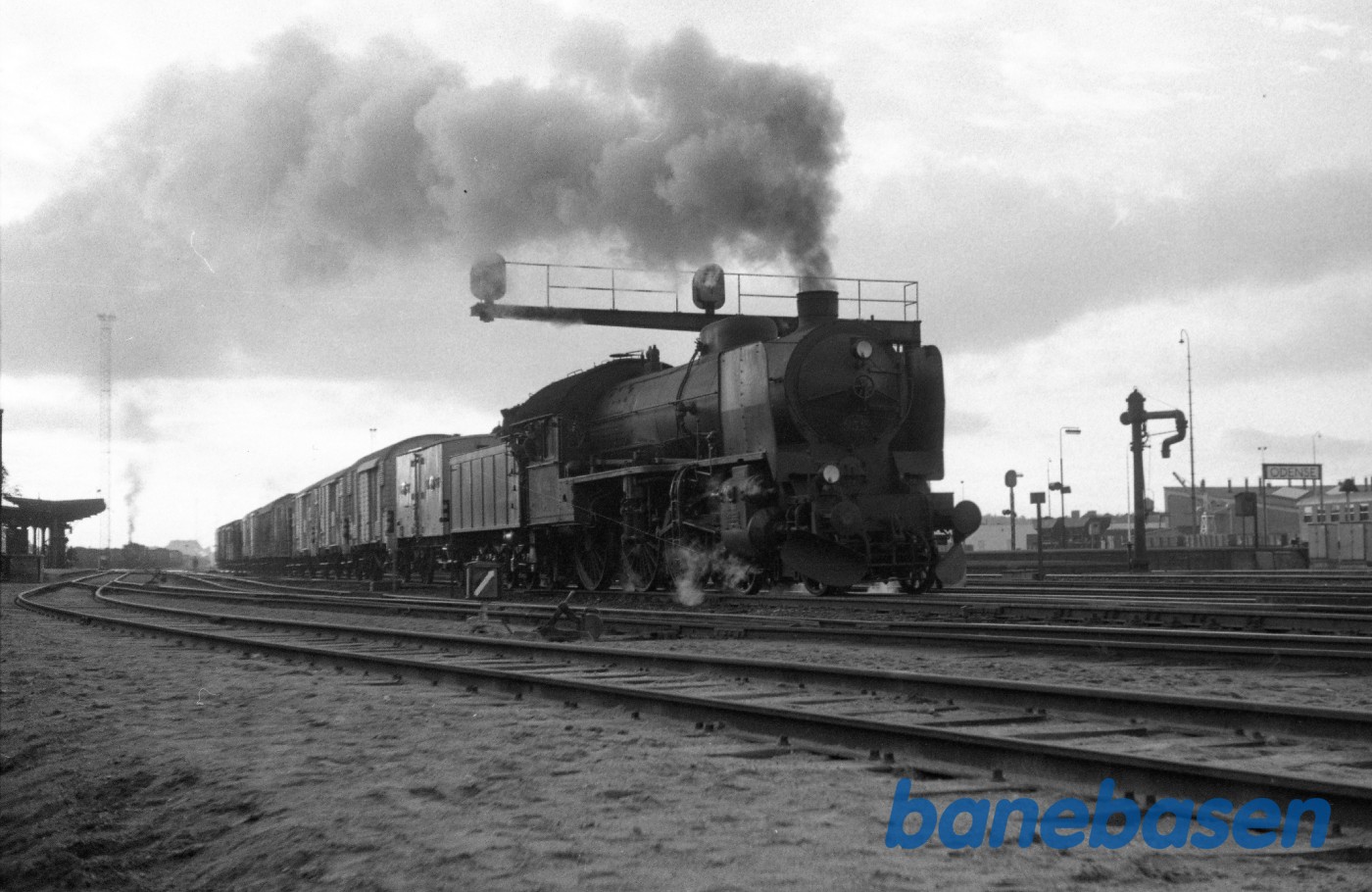 R 952 med godstog R 952 med godstog