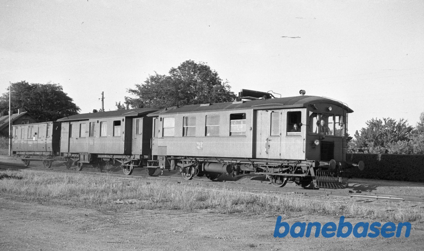 MG 7 + DE 34 + D 31 MG 7 + DE 34 + D 31