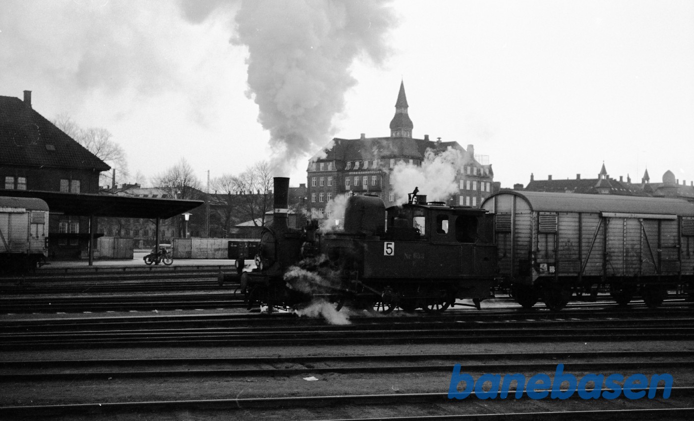 F 653 + IA 19010 F 653 + IA 19010