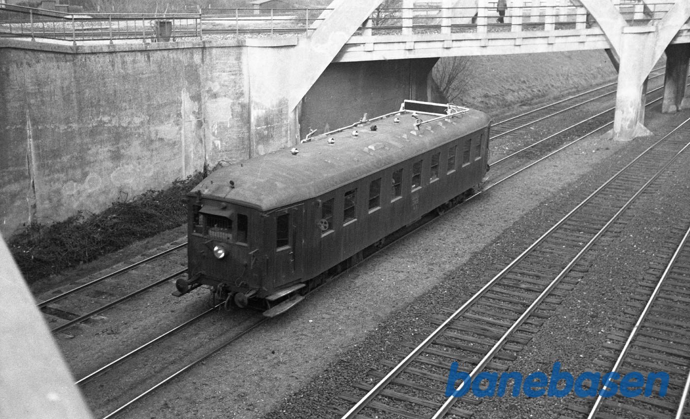 MH-motorvogn under indkørsel fra Brenderup MH-motorvogn under indkørsel fra Brenderup