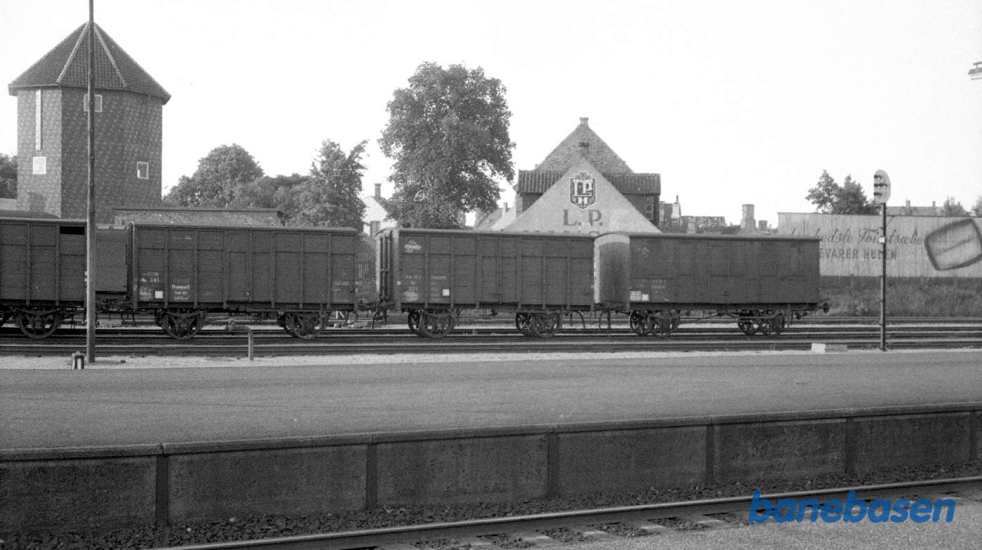 QB 545 + QB 531 + J 81 QB 545 + QB 531 + J 81