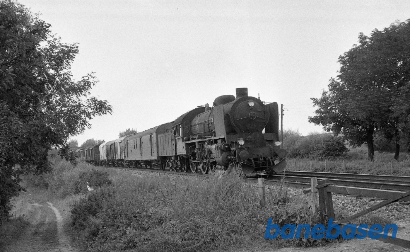 R 944 med godstog fra Fredericia R 944 med godstog fra Fredericia