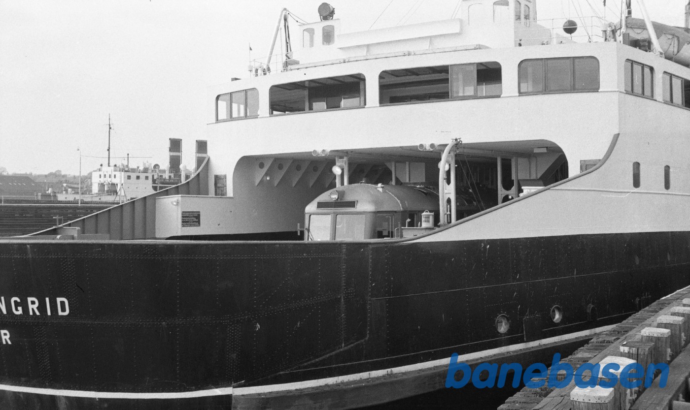 OHJ 24 ombord på M/F Dronning Ingrid OHJ 24 ombord på M/F Dronning Ingrid