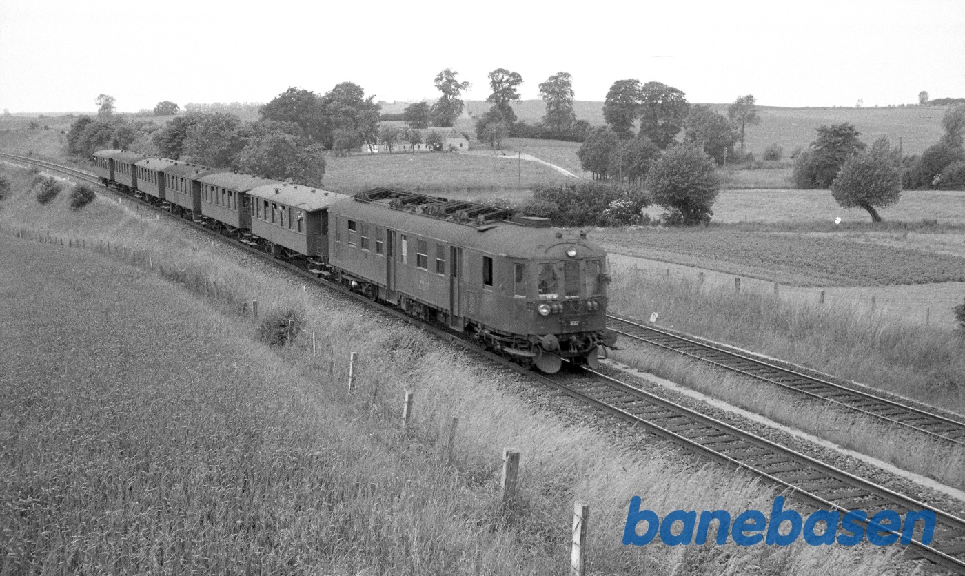 MO 557 + 6 FE (skolebørn) ved Elmelund MO 557 + 6 FE (skolebørn) ved Elmelund