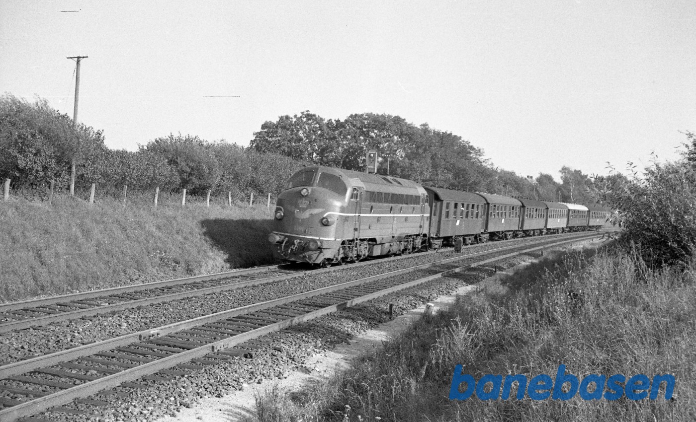 MY 1101 med persontog til Fredericia MY 1101 med persontog til Fredericia