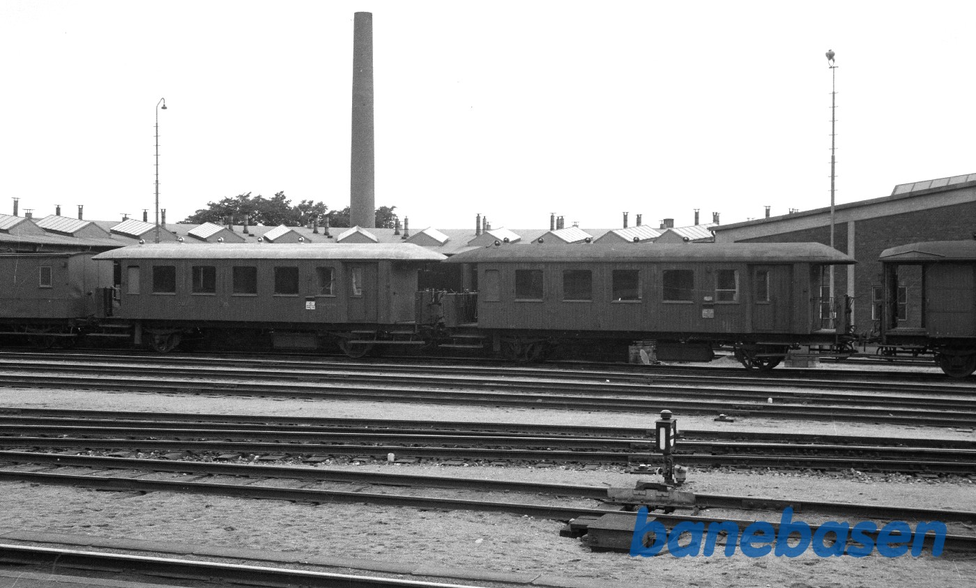 2 stk. D-vogne 2 stk. D-vogne