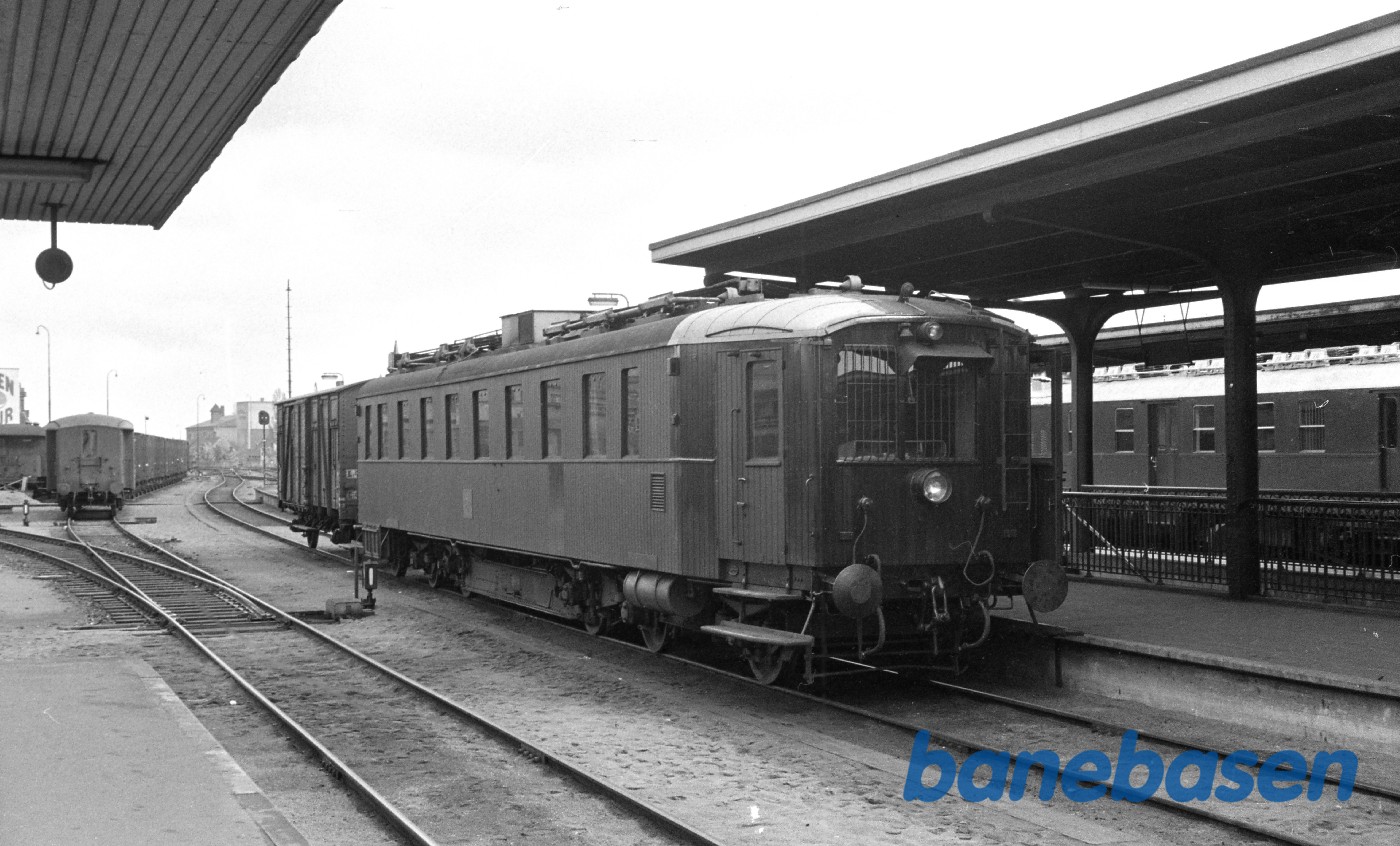 MD-motorvogn med blandettog fra Kerteminde MD-motorvogn med blandettog fra Kerteminde