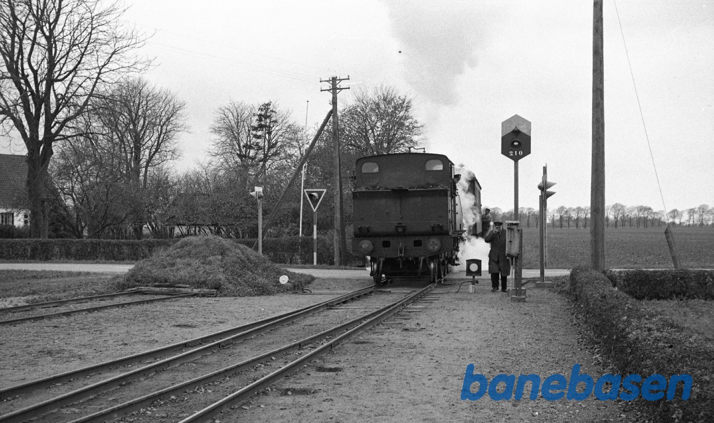 OMB 1 rangerer med godstog OMB 1 rangerer med godstog