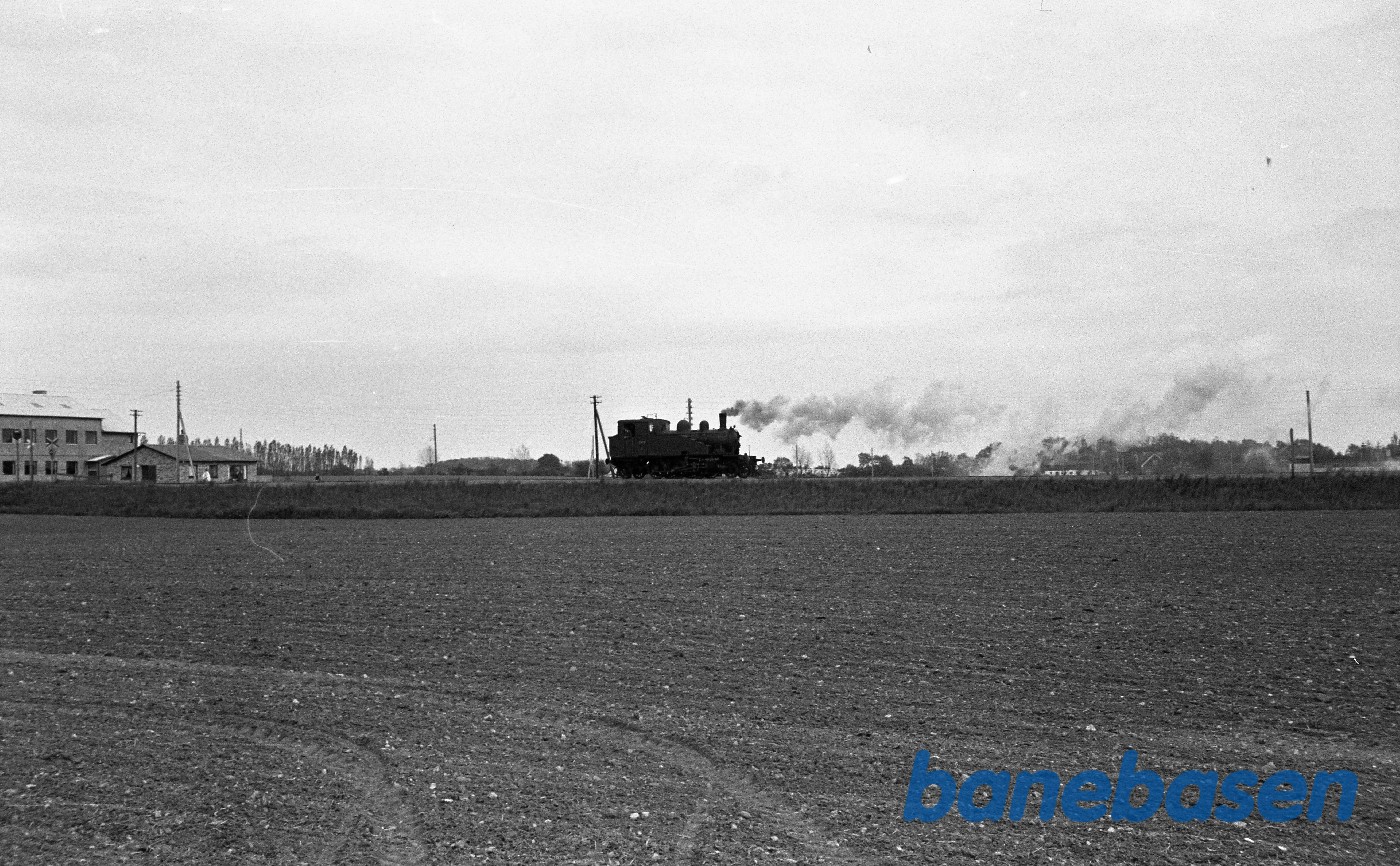 OMB 1 på vej til Kerteminde som solo maskine, ved Seden OMB 1 på vej til Kerteminde som solo maskine, ved Seden