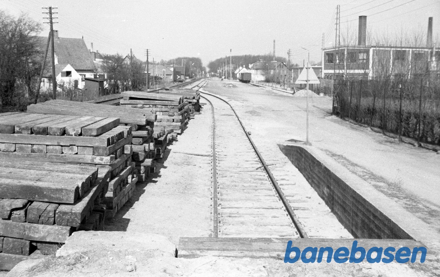 Hjallese station efter ombygning Hjallese station efter ombygning