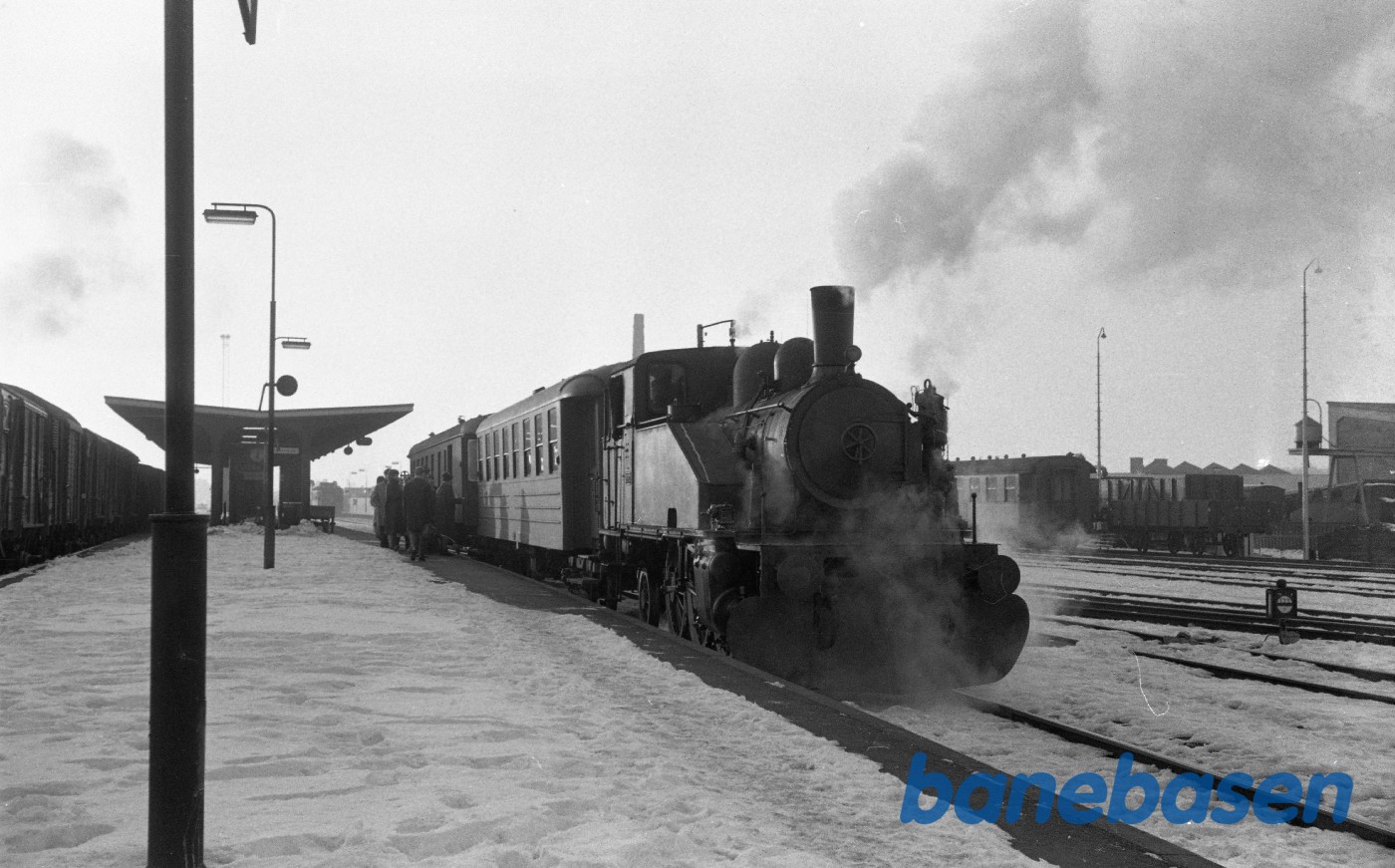 Damplokomotiv nr. 14 med persontog til Martofte Damplokomotiv nr. 14 med persontog til Martofte