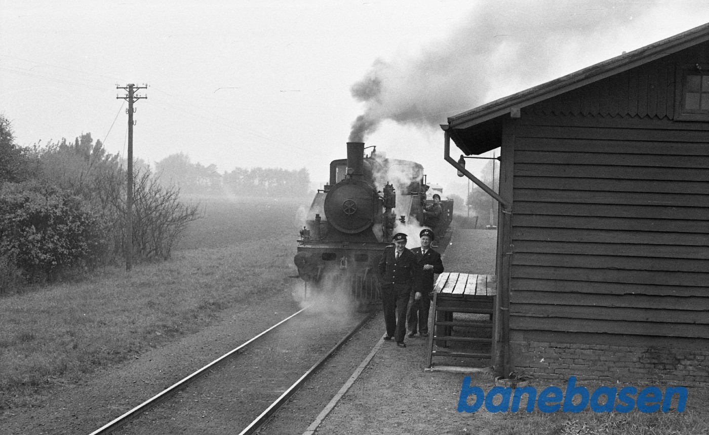 Damplokomotiv nr. 14 med godstog til Martofte Damplokomotiv nr. 14 med godstog til Martofte