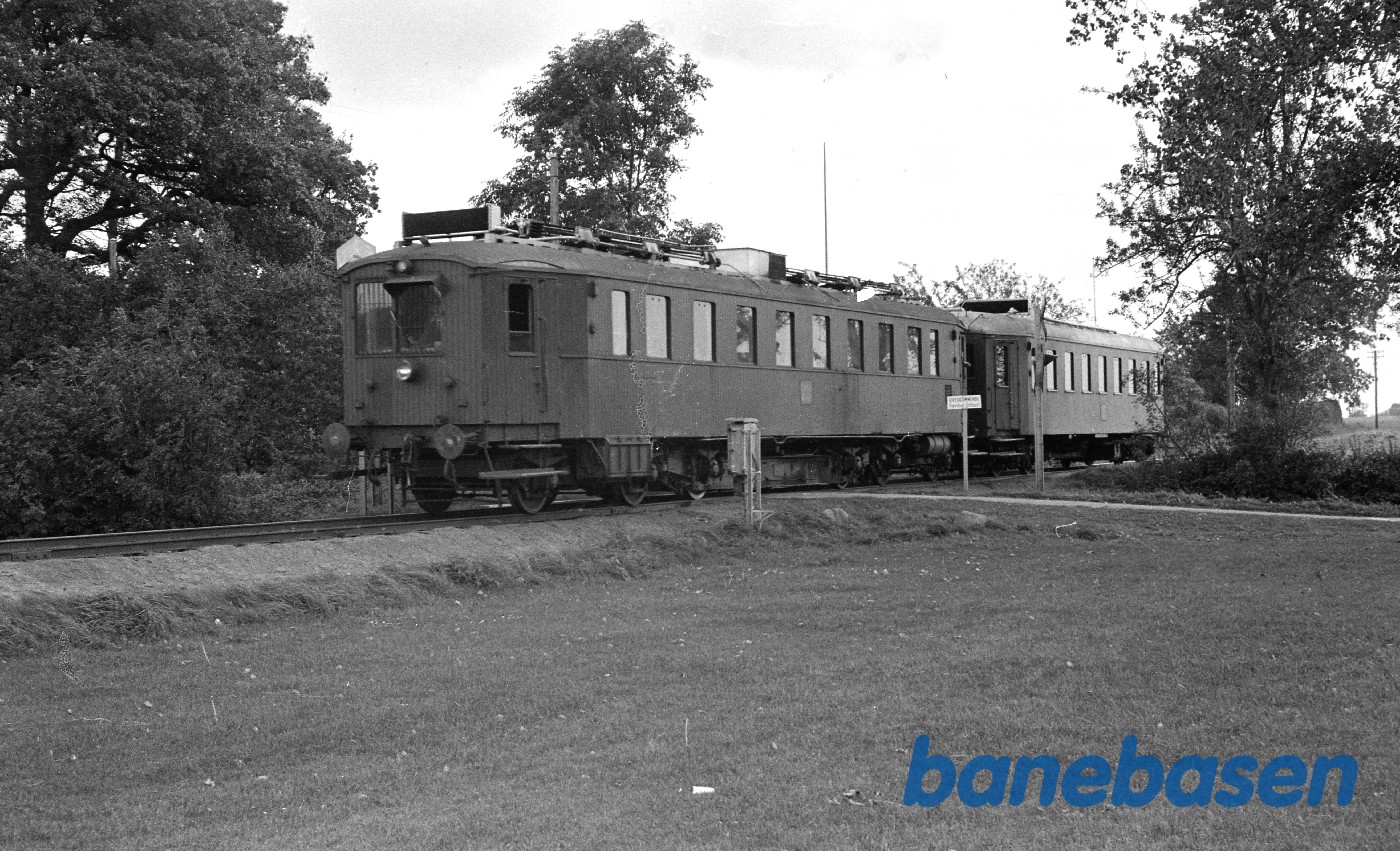 MD + MH på vej til Odense, kort efter Kerteminde MD + MH på vej til Odense, kort efter Kerteminde