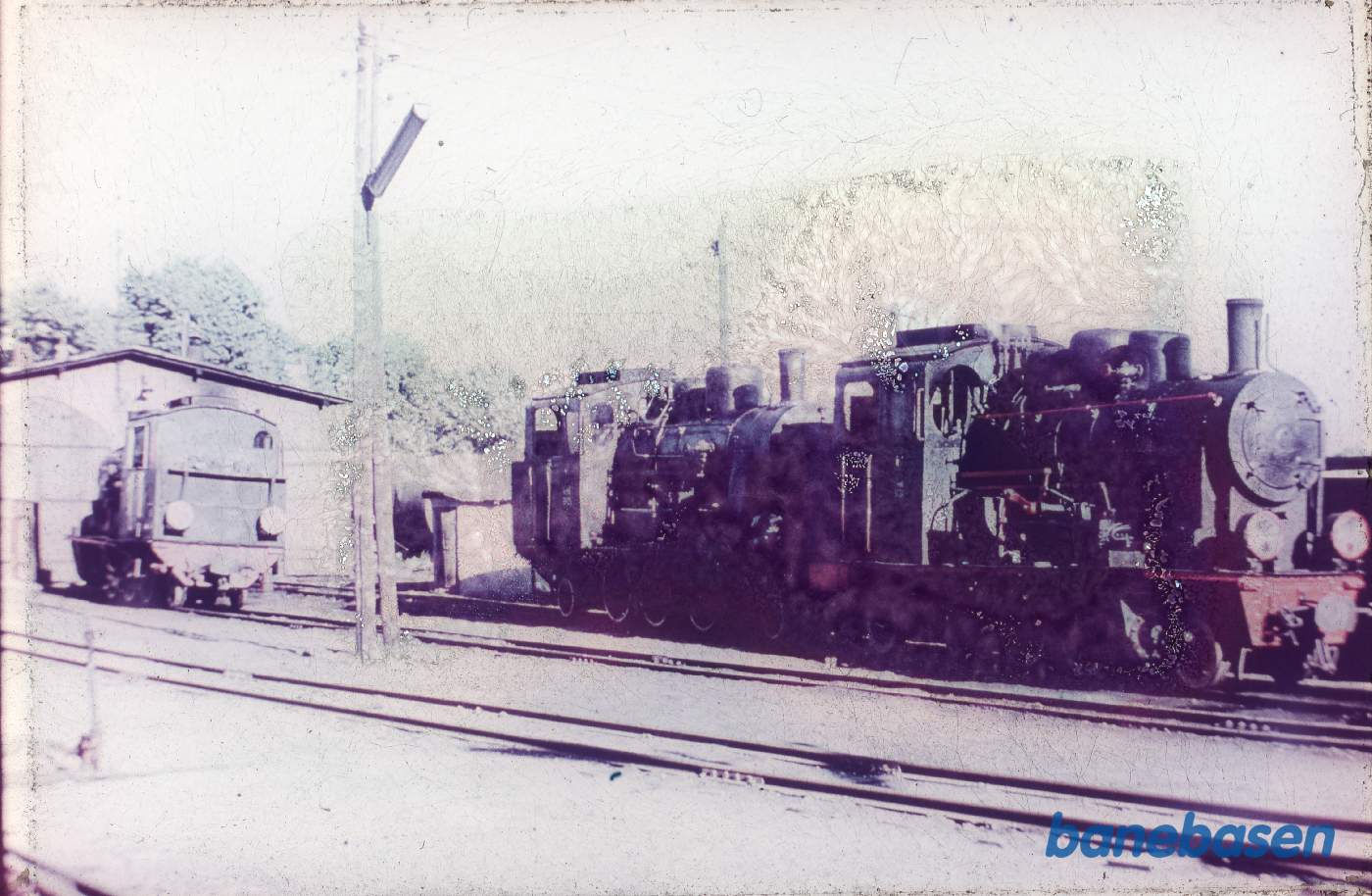 Damplokomotiver ved remisen