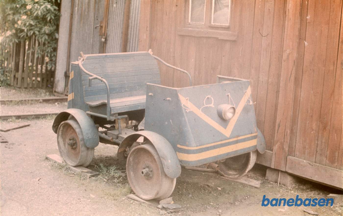 Motortrolje udstillet ved maskindepotet