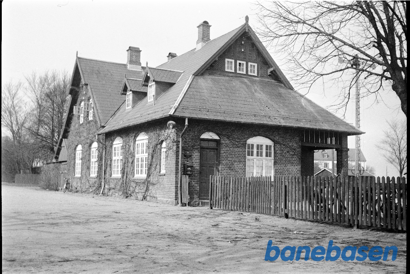 Hovedbygning, gadeside Hovedbygning, gadeside