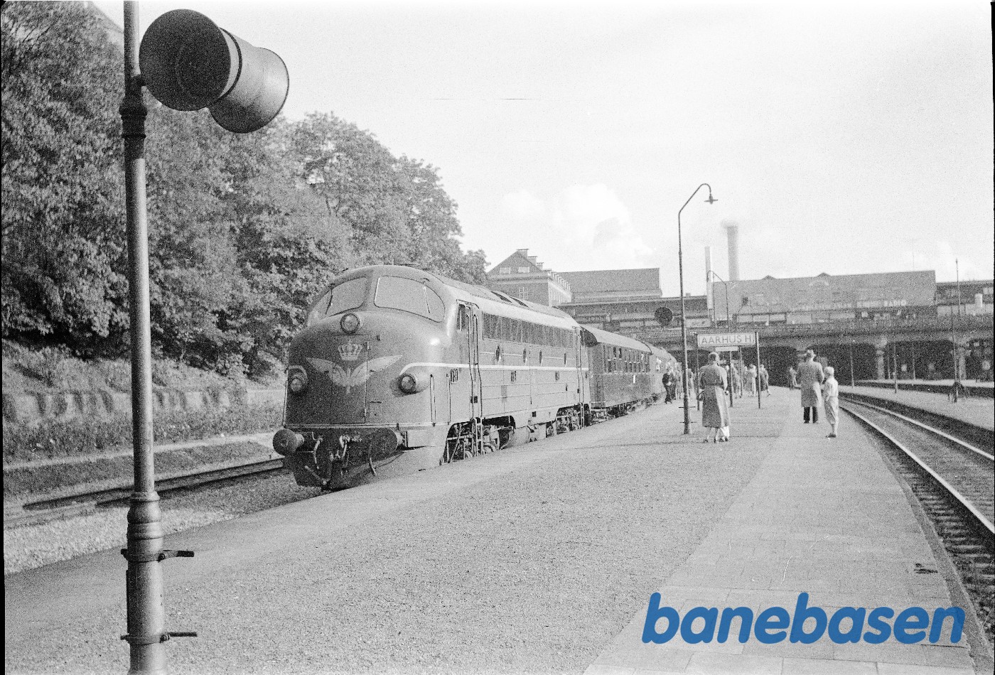 Med tog 58 Med tog 58