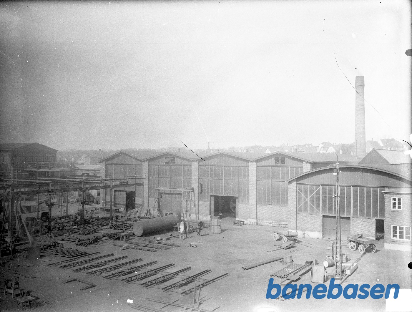 Fra gården. Bygning af sporskifter Fra gården. Bygning af sporskifter