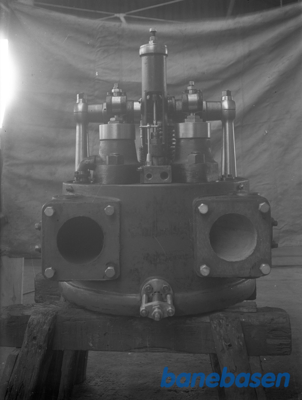 Dieselmaskine 6170 C. Cylinderhoved Dieselmaskine 6170 C. Cylinderhoved