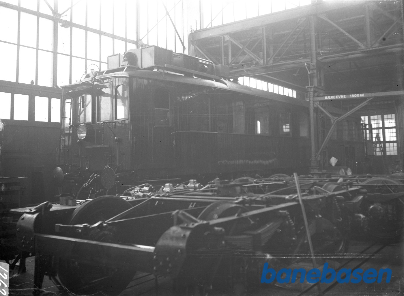 DSB MR 201 eller 202 i fabrikshallen DSB MR 201 eller 202 i fabrikshallen