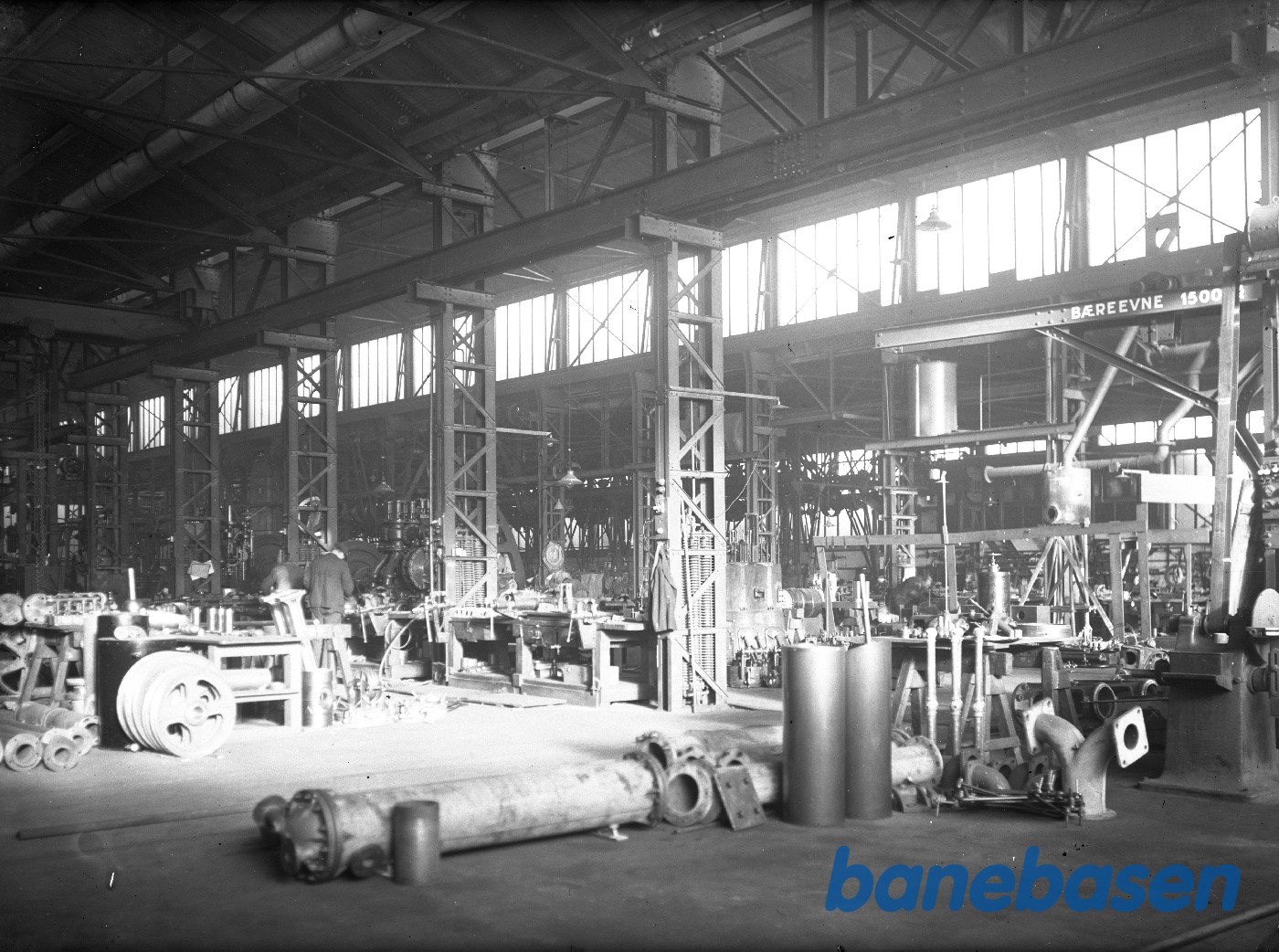 Kig ind i værkstedshallen Kig ind i værkstedshallen