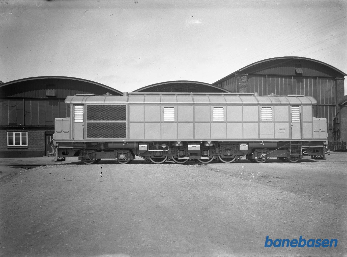 RSR 552 med nedrullede jalousier