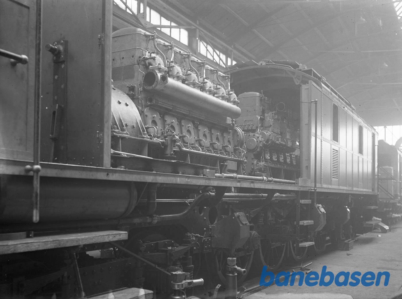 1000 HK lok under montage 1000 HK lok under montage