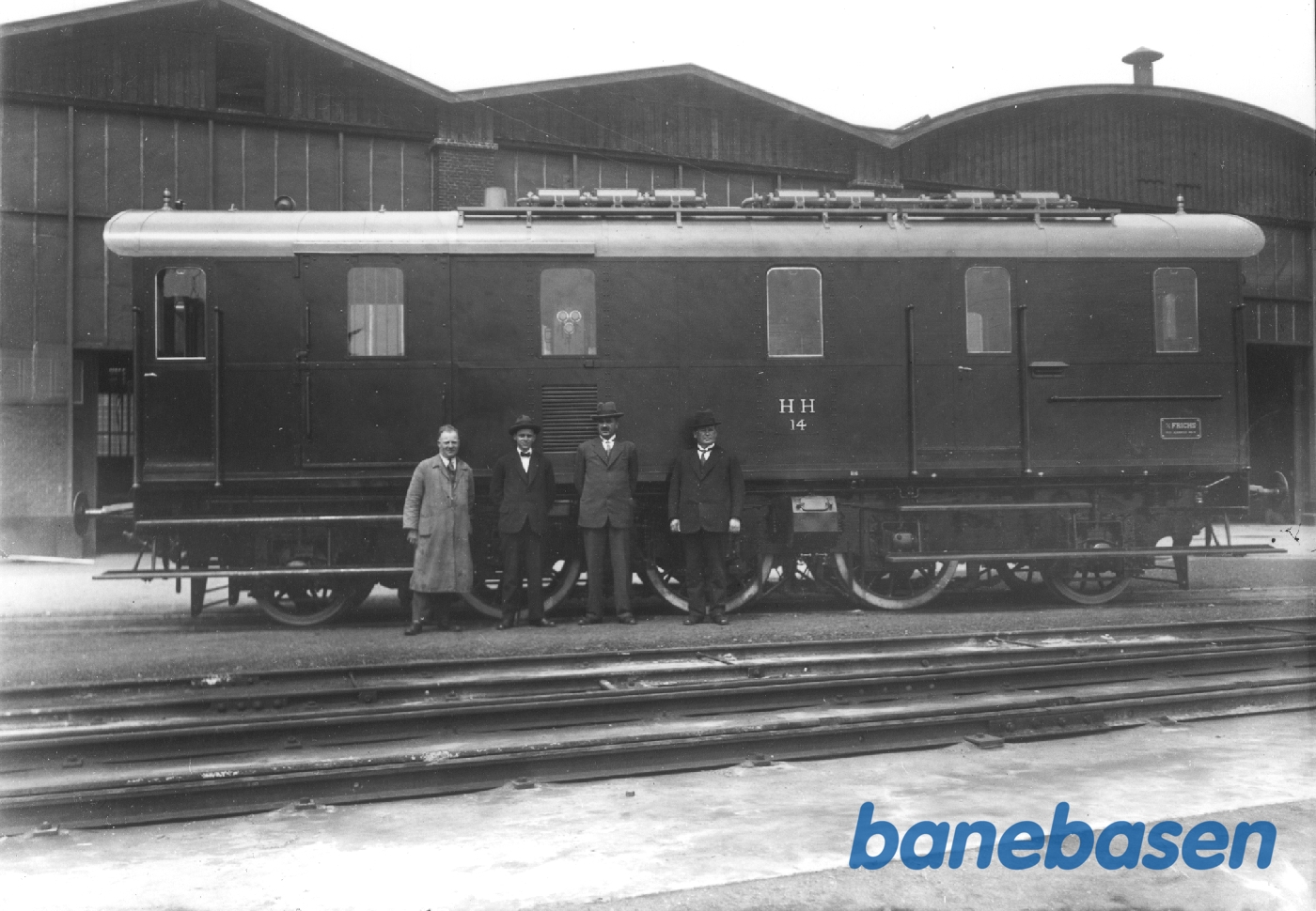 HH 14 i fabriksgården HH 14 i fabriksgården