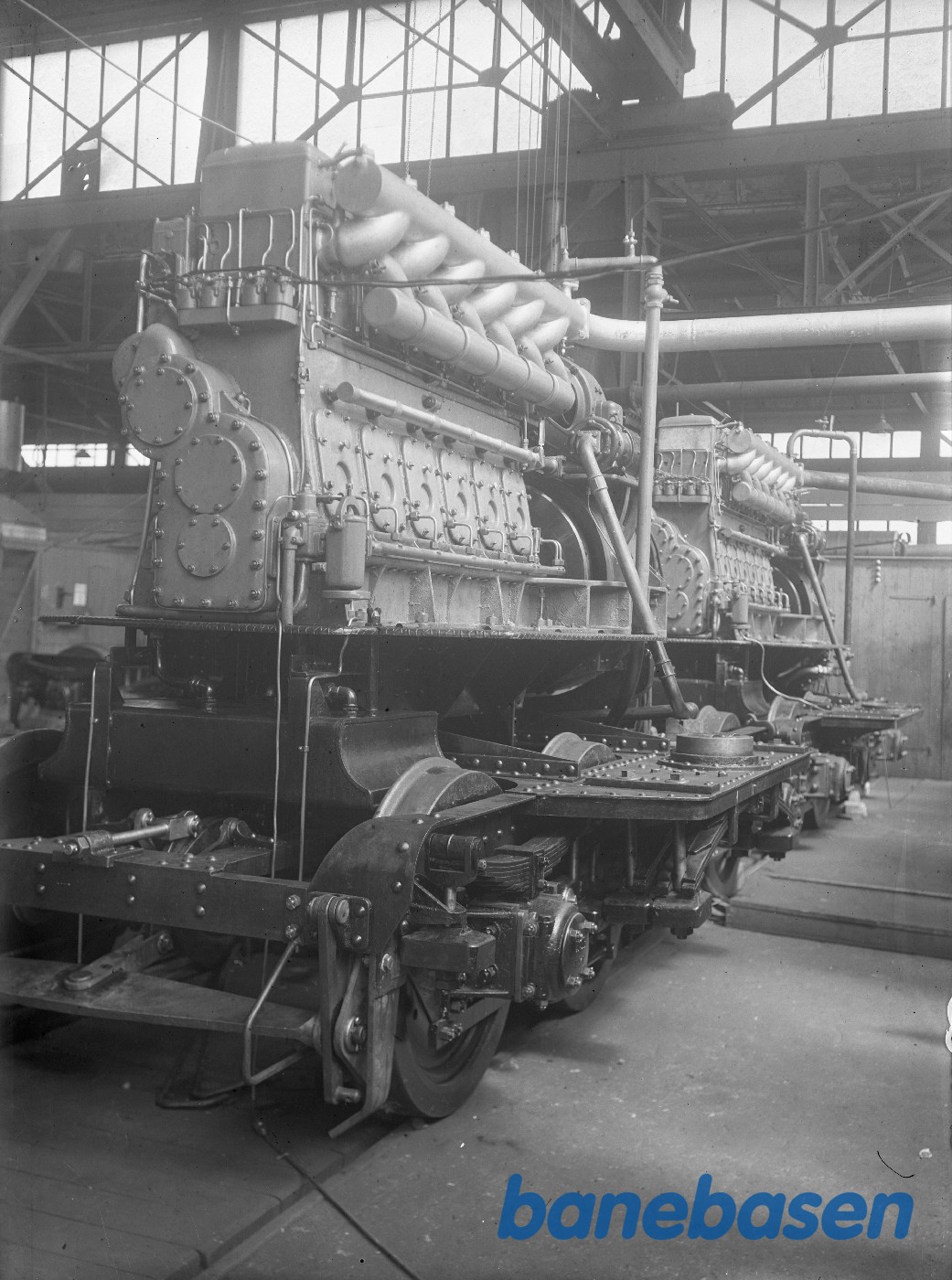 2 stk 250 HK motorer til afprøvning 2 stk 250 HK motorer til afprøvning