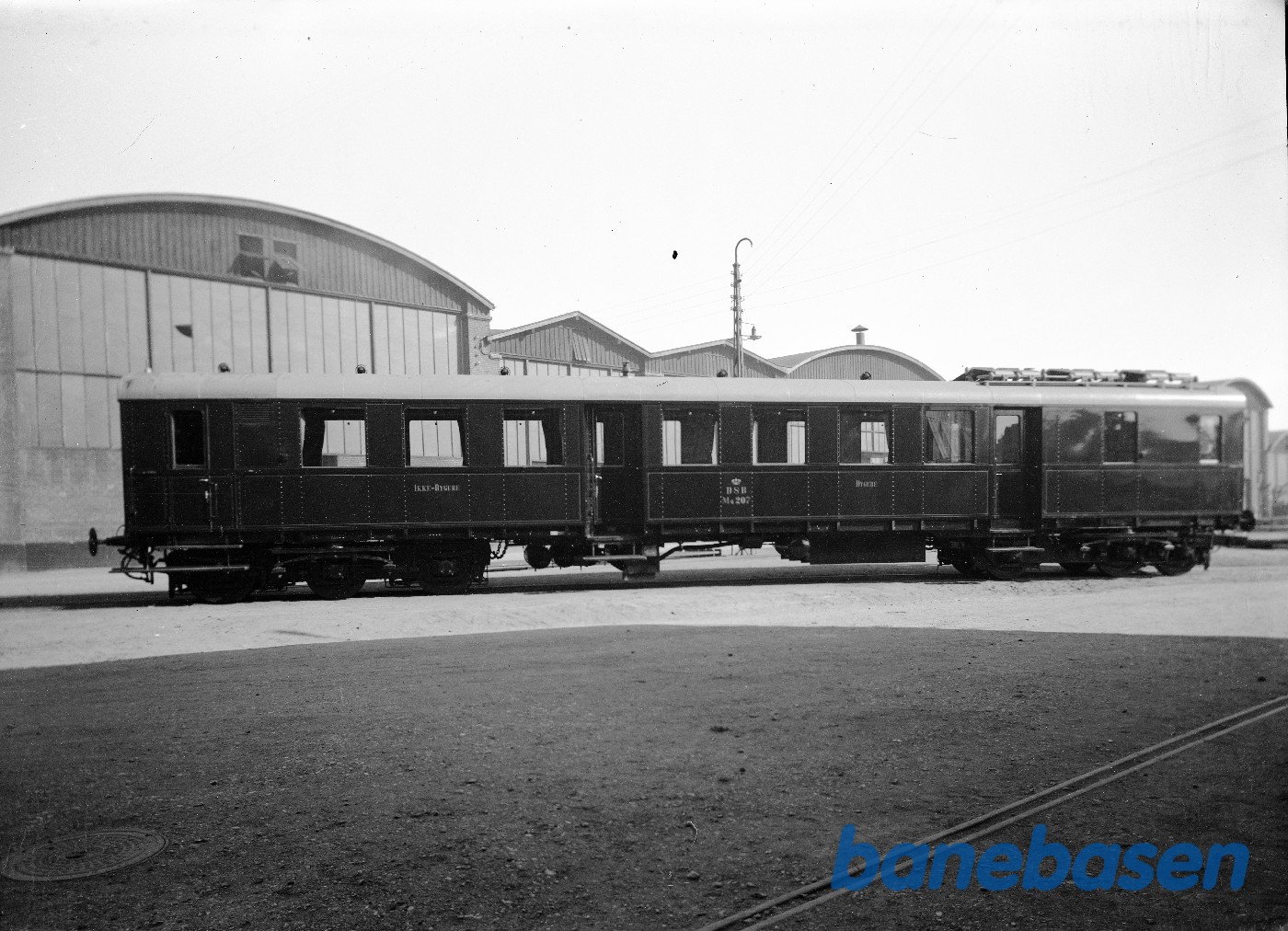 MQ 207 motorvogn (fra siden) MQ 207 motorvogn (fra siden)