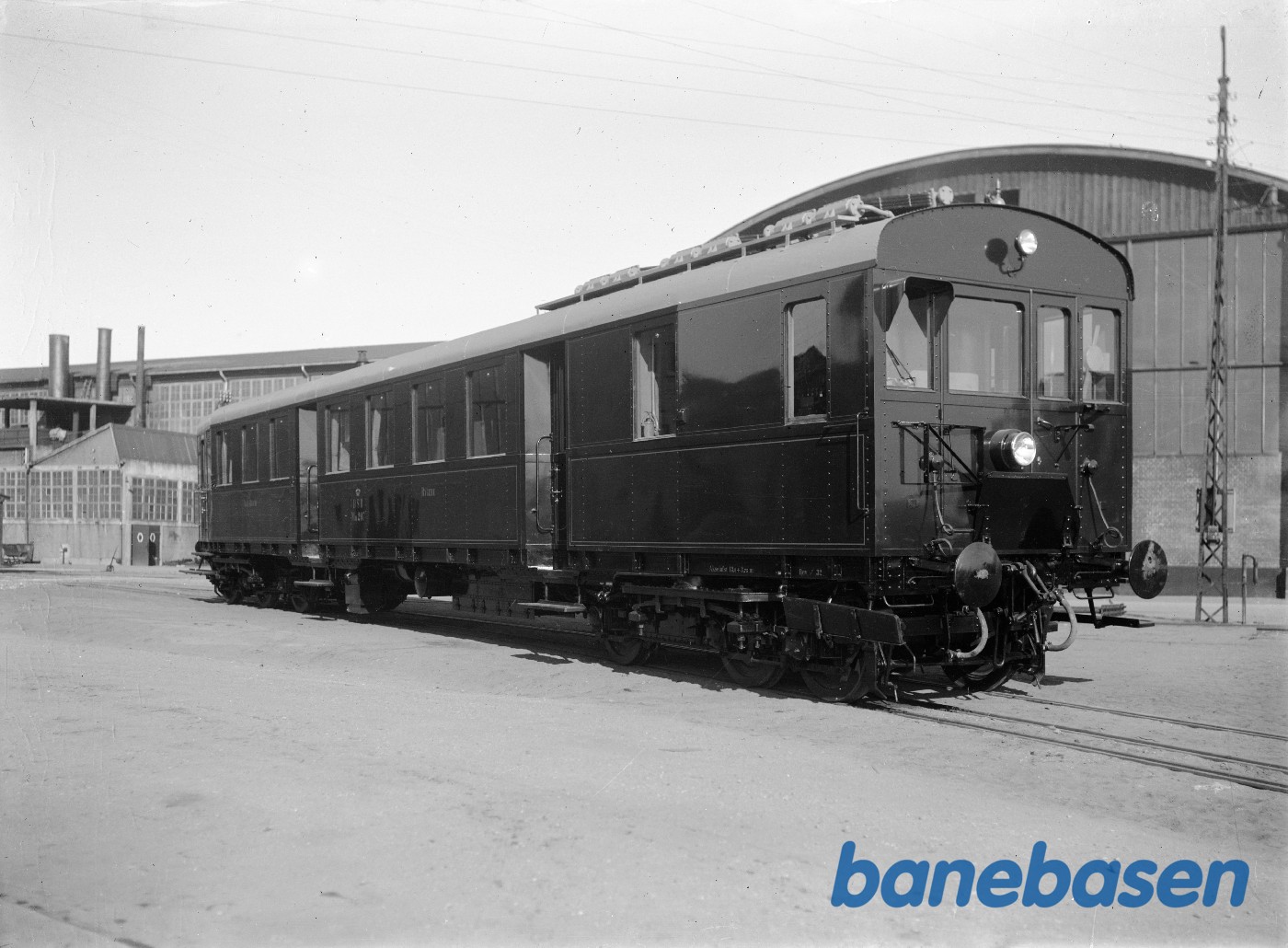 MQ 207 motorvogn (fra siden) MQ 207 motorvogn (fra siden)