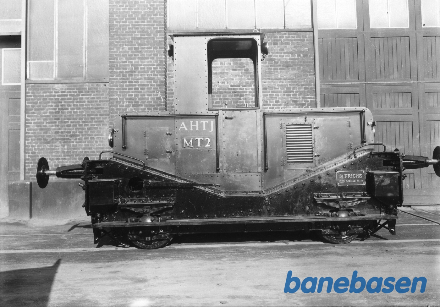 AHTJ MT 2 i fabriksgård AHTJ MT 2 i fabriksgård
