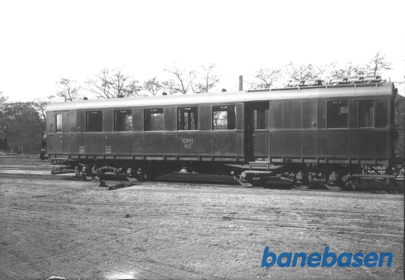 205/225 HK motorvogn AHTJ M 5 205/225 HK motorvogn AHTJ M 5