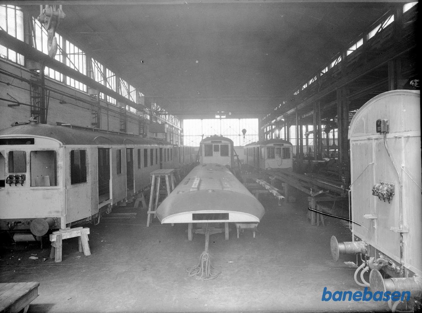 Bygning af nærtrafikvogne i kedelsmedjen