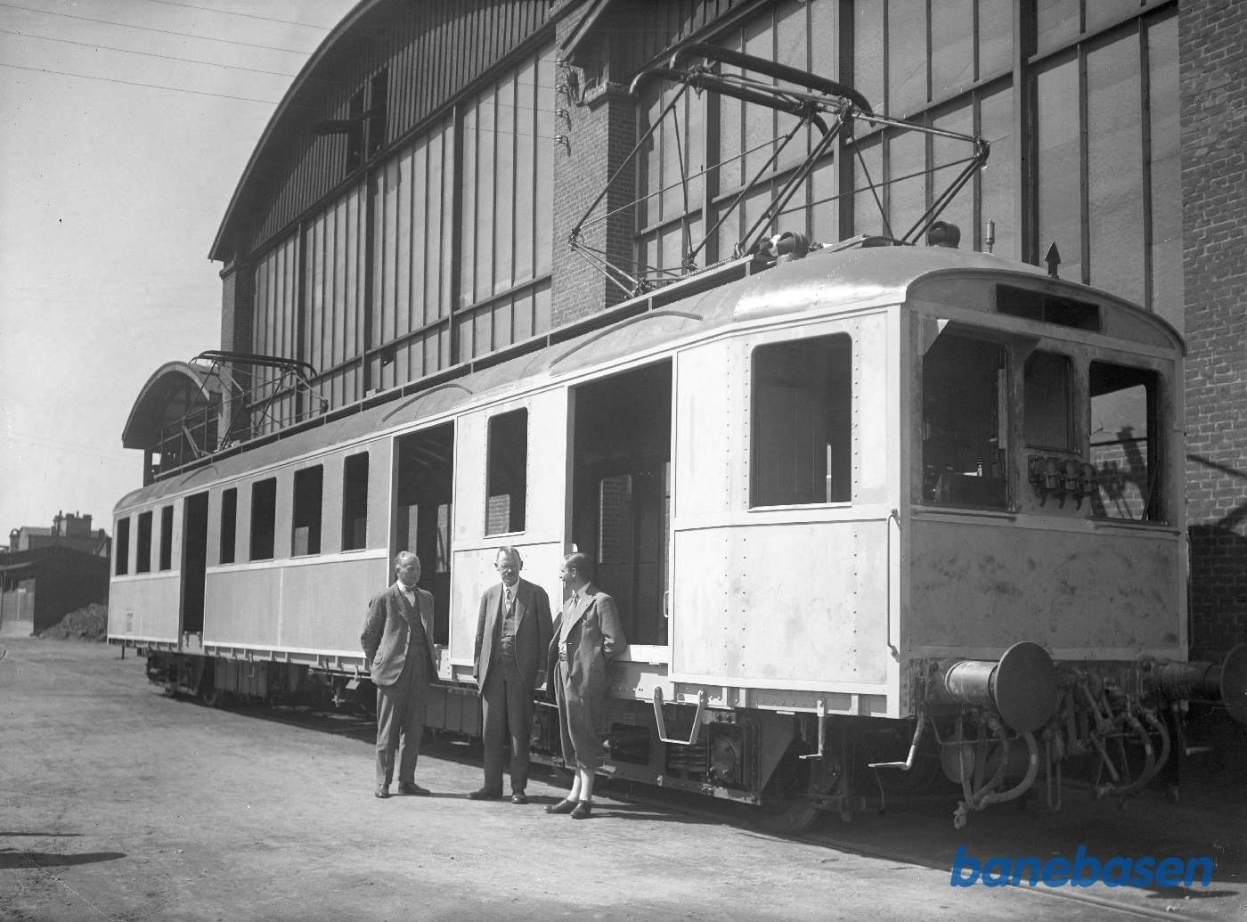 Nærtrafikvogne klar til afsendelse (med fotografering)