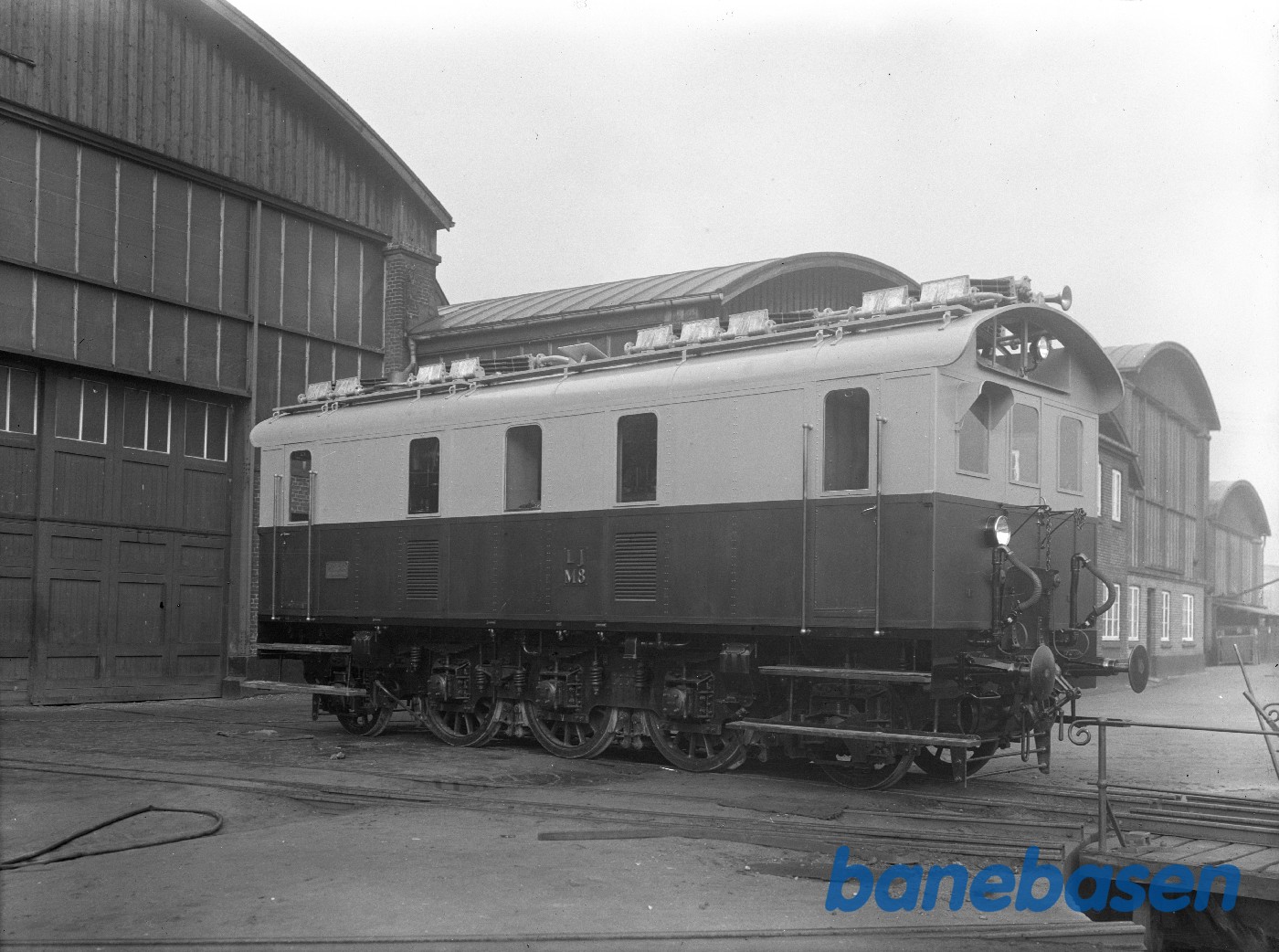 450 HK D.Loko.Lolland i fabriksgård 450 HK D.Loko.Lolland i fabriksgård