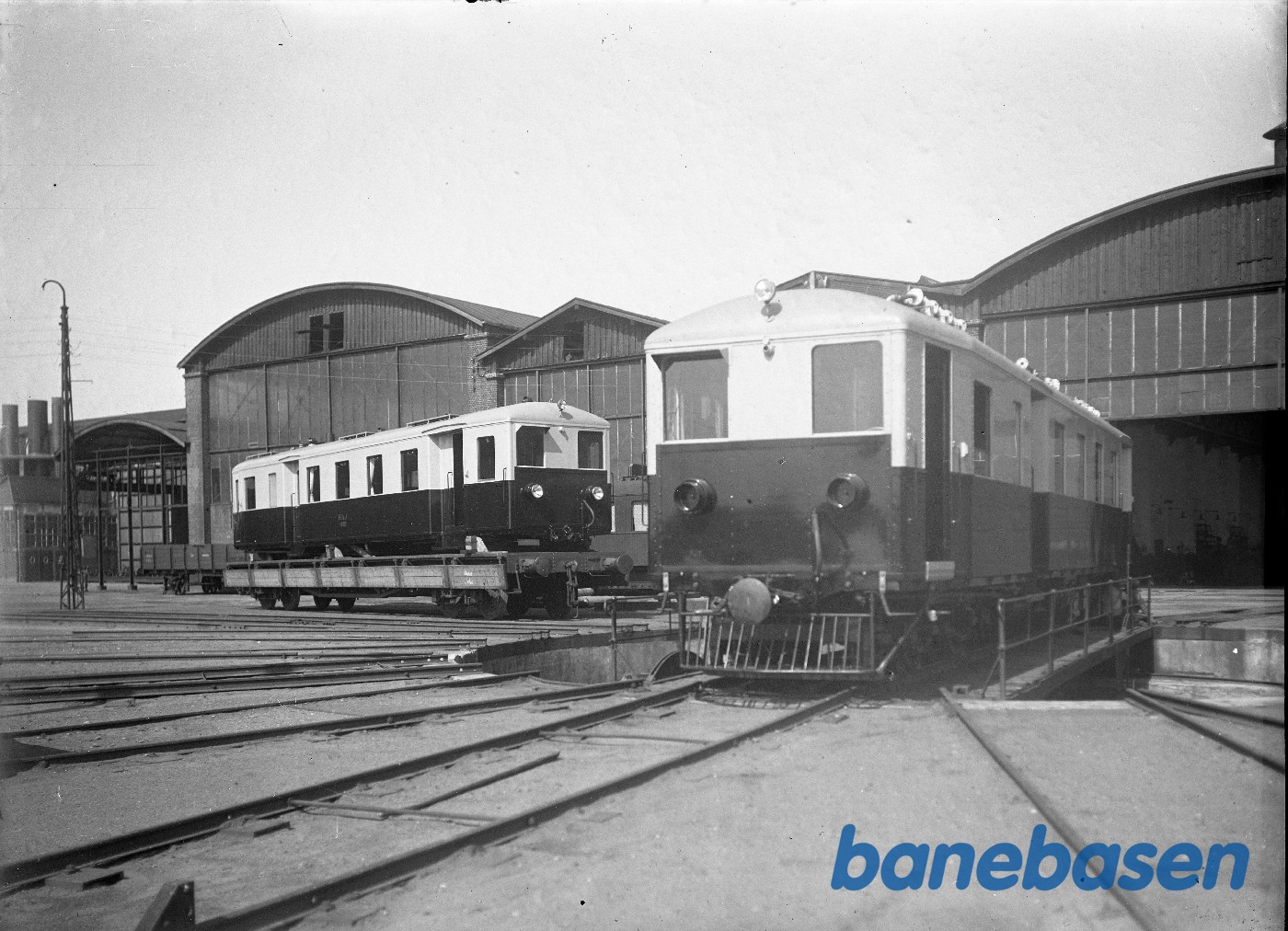 HAJ M 81 + M82 under læsning hos Frichs HAJ M 81 + M82 under læsning hos Frichs