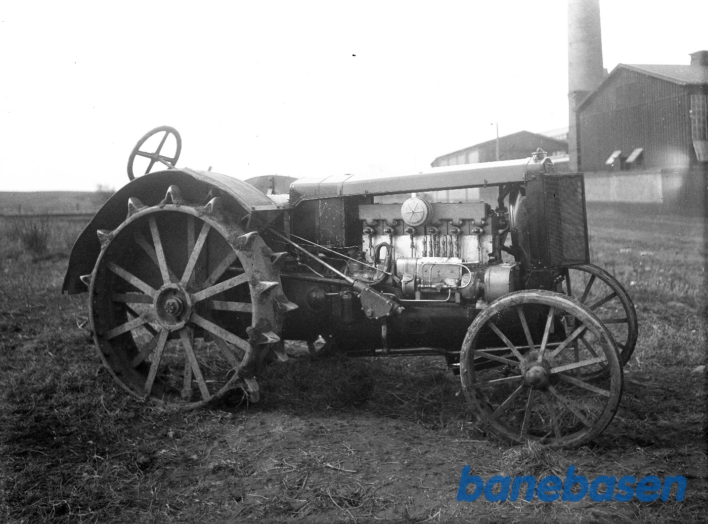 Palsgaards traktor med 6100 CH motor på fabrikken Palsgaards traktor med 6100 CH motor på fabrikken