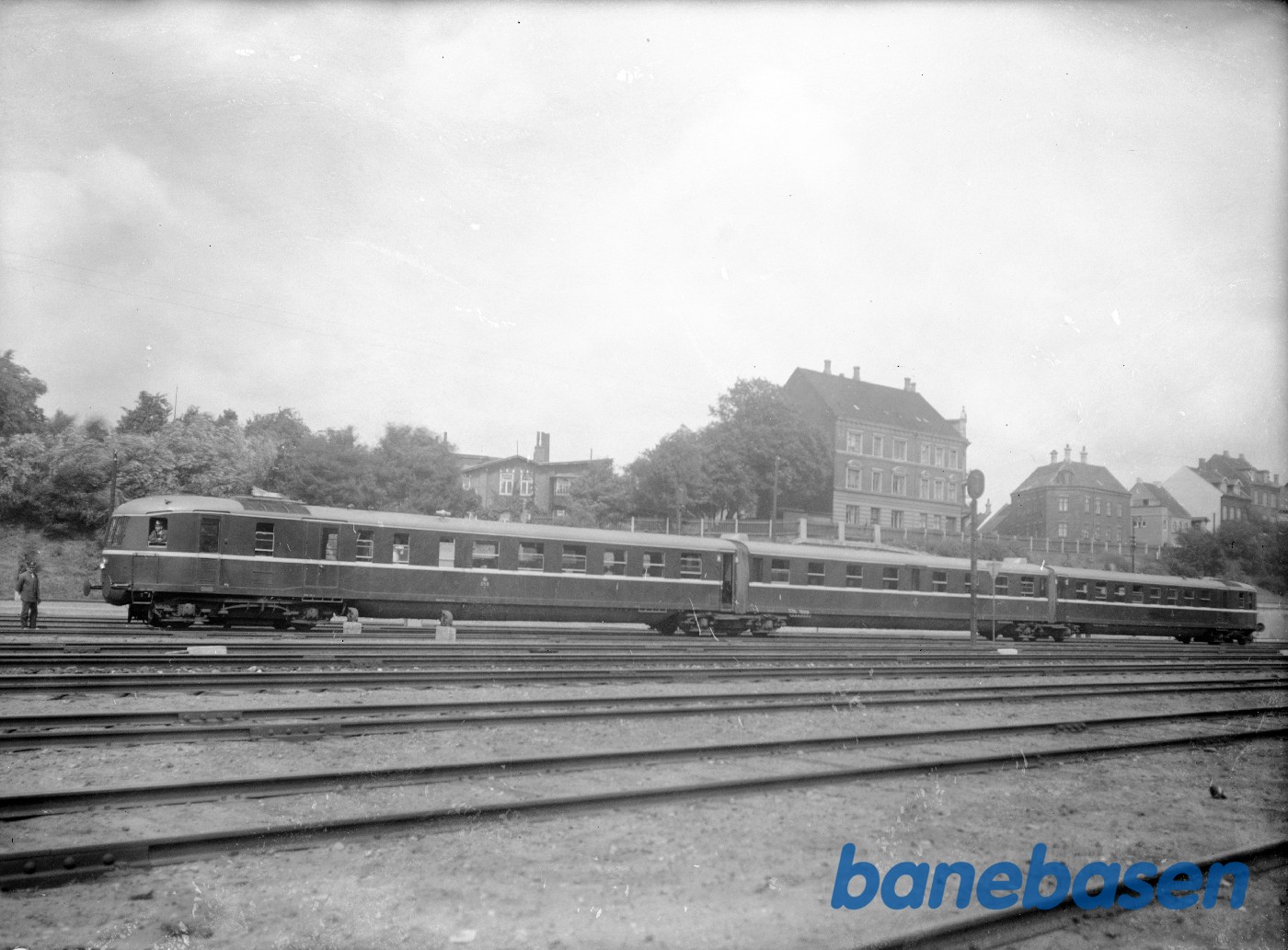 MS 3 vognslyntog på banegaardens terræn (AR) MS 3 vognslyntog på banegaardens terræn (AR)