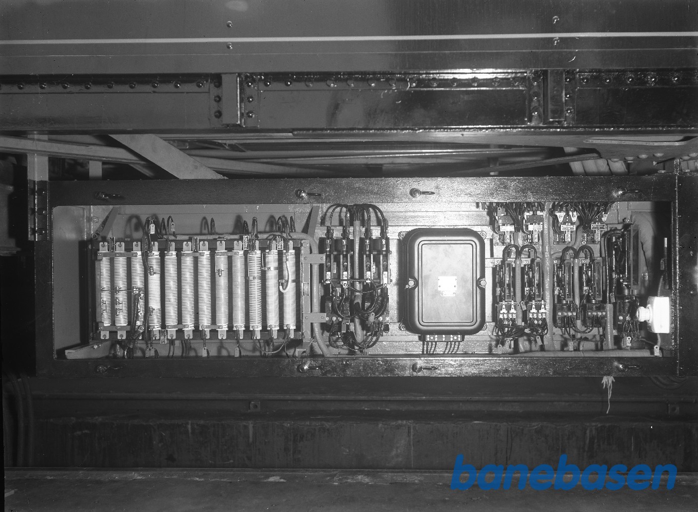 El. installation på undervognen MO El. installation på undervognen MO