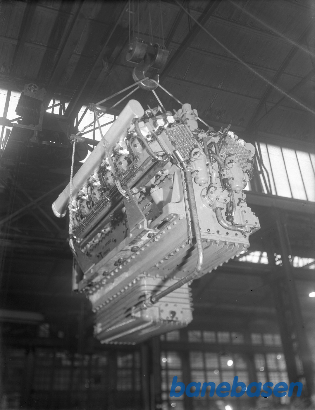 400 HK motor 6165 CV til La Meuse 400 HK motor 6165 CV til La Meuse