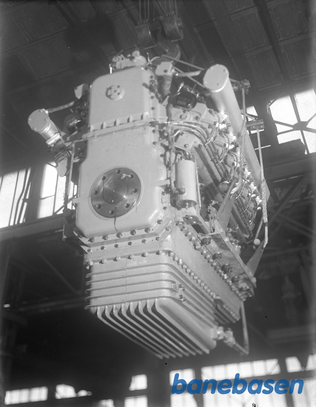 400 HK motor 6165 CV til La Meuse 400 HK motor 6165 CV til La Meuse